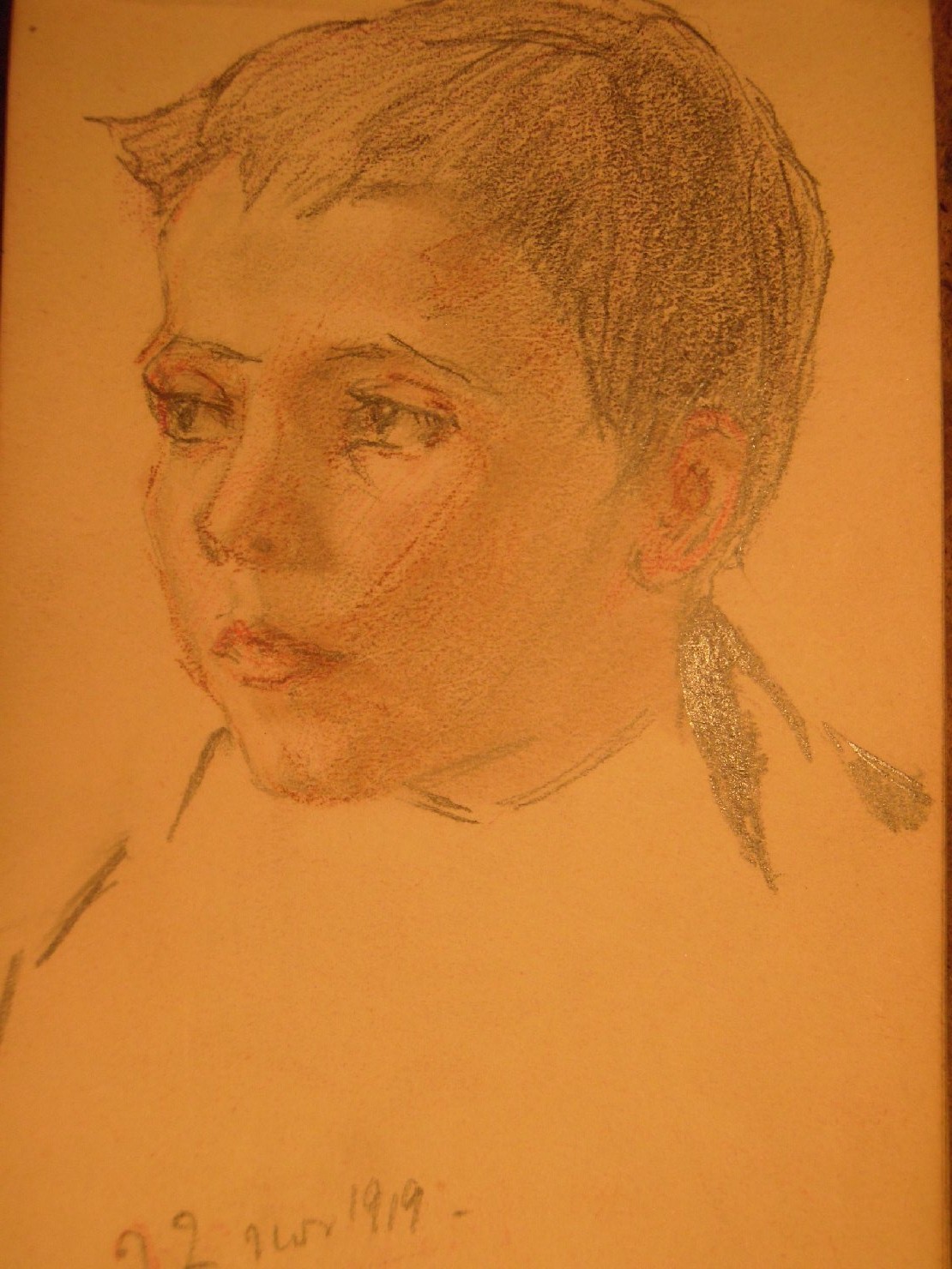 Ragazzino a colori, ritratto di bambino (disegno) di Ciamarra Elena (primo quarto sec. XX)