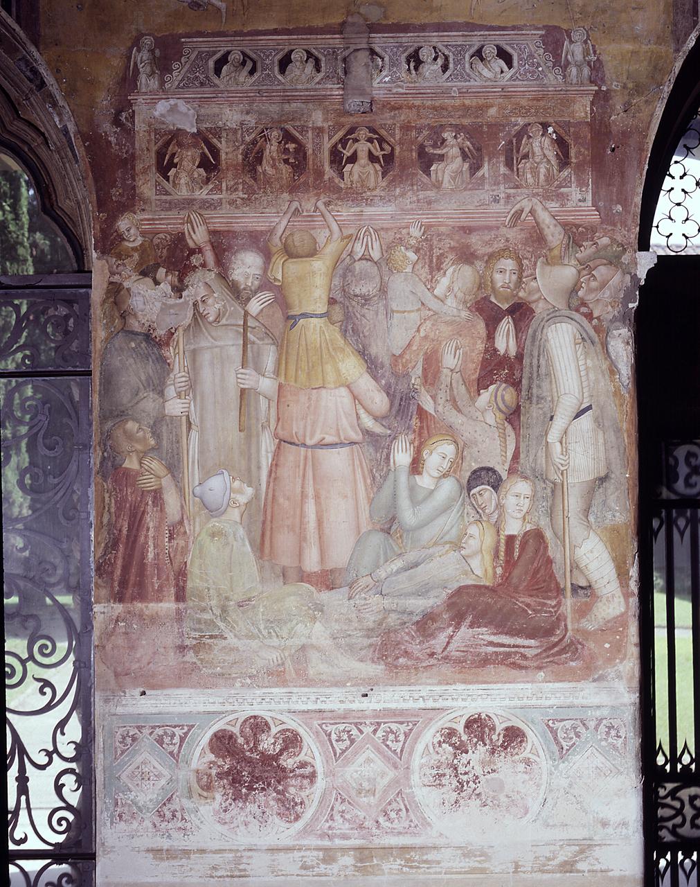 fedeli venerano la tomba di San Pietro martire nella chiesa di Sant'Eustorgio a Milano (dipinto) di Bonaiuti Andrea detto Andrea da Firenze (sec. XIV)