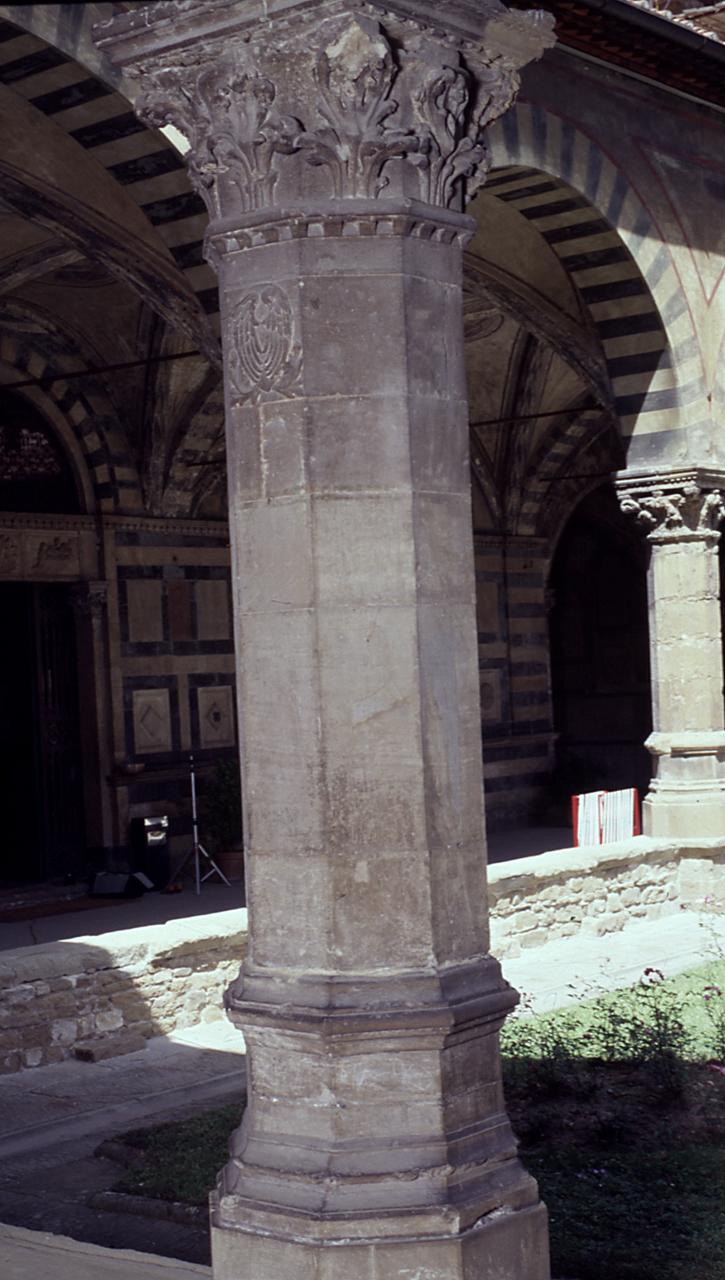 pilastro - produzione fiorentina (sec. XIV)