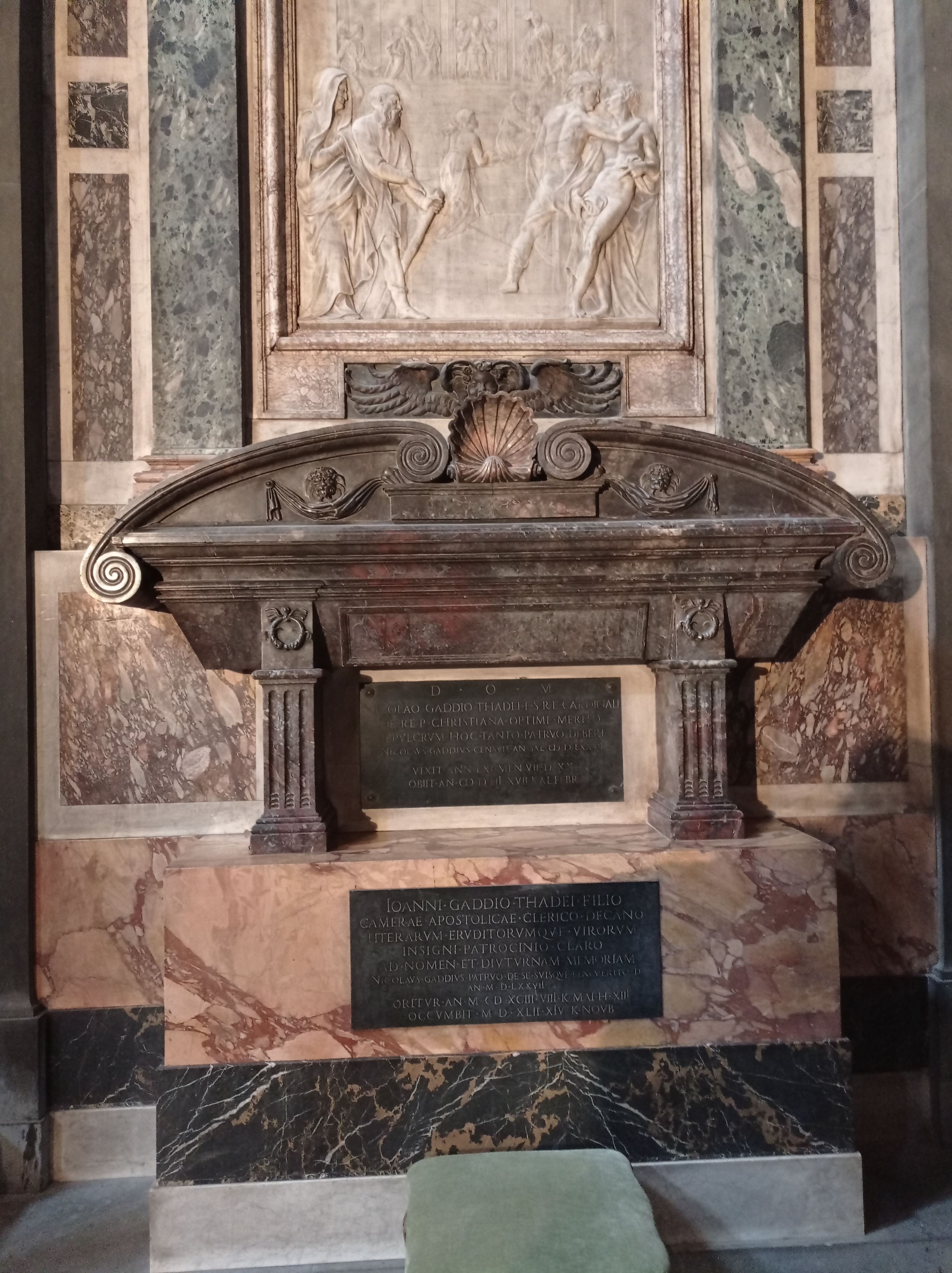 monumento funebre di Dosio Giovanni Antonio (sec. XVI)