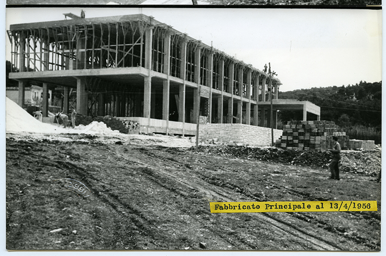 San Menaio (FG) - Costruzione fabbricato colonia marina (positivo) di Anonimo (XX)