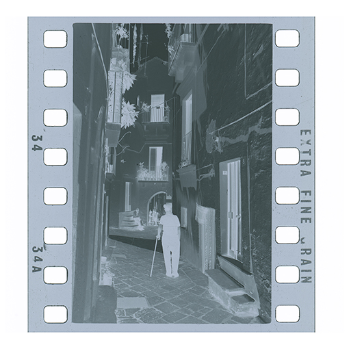 Putignano - Via Arco Michele (negativo) di Anonimo (XX)