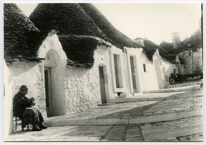 Alberobello - Trulli (positivo) di Anonimo (XX)
