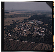 Cassano delle Murge - veduta aerea della zona Mercadante (diapositiva) di Ramosini, Vitaliano, Stagnani, Vittorio (XX)