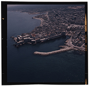 Giovinazzo - veduta aerea (diapositiva) di Ramosini, Vitaliano, Stagnani, Vittorio (XX)