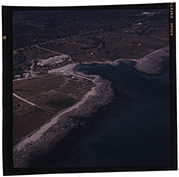 Polignano a Mare - veduta aerea di Lido San Giovanni (diapositiva) di Ramosini, Vitaliano, Stagnani, Vittorio (XX)