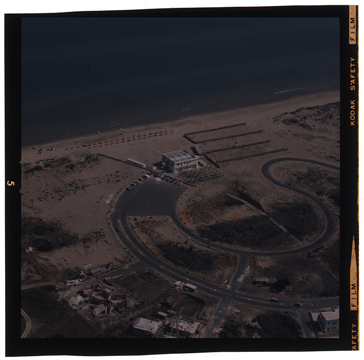 Lido del Sole (Rodi Garganico) - veduta aerea (diapositiva) di Ramosini, Vitaliano, Stagnani, Vittorio (XX)