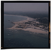 San Cataldo (Lecce) - veduta aerea di Piazza Adriano e del faro (diapositiva) di Ramosini, Vitaliano, Stagnani, Vittorio (XX)