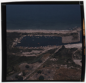 San Cataldo (Lecce) - veduta aerea del bacino naturale (diapositiva) di Ramosini, Vitaliano, Stagnani, Vittorio (XX)