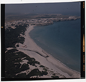 Torre dell'Orso (Lecce) - veduta aerea (diapositiva) di Ramosini, Vitaliano, Stagnani, Vittorio (XX)