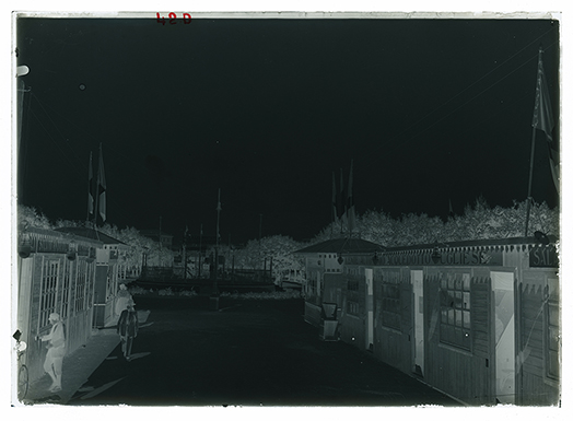 Foggia - Fiera campionaria: stand dell'Acquedotto Pugliese (negativo) di Anonimo (XX)