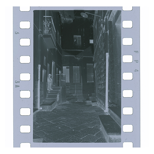 Putignano - Centro storico (negativo) di Anonimo (XX)