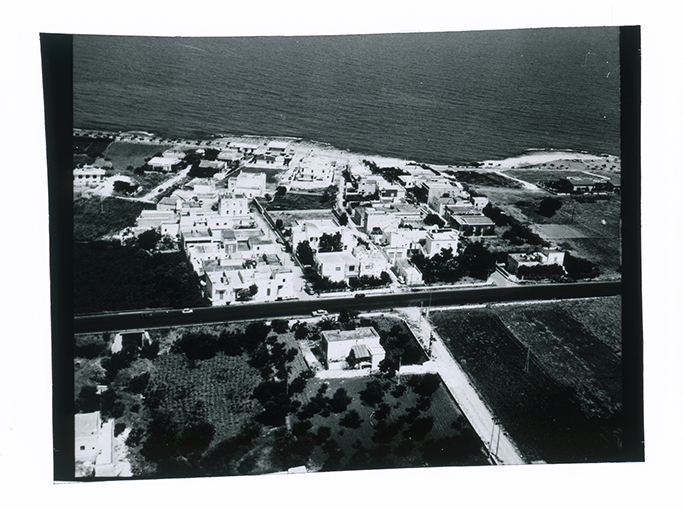 Mola di Bari - veduta aerea (diapositiva) di anonimo (XX)