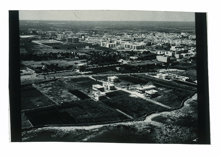 Mola di Bari - veduta aerea (diapositiva) di anonimo (XX)