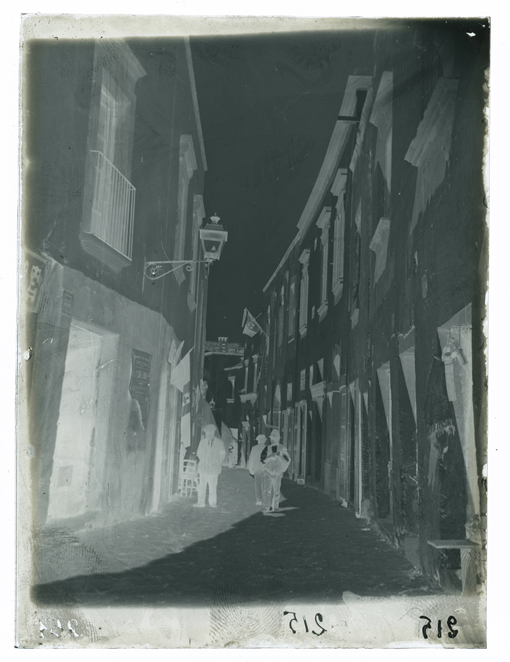 Otranto - Via Garibaldi (negativo) di Palumbo, Giuseppe (XX)