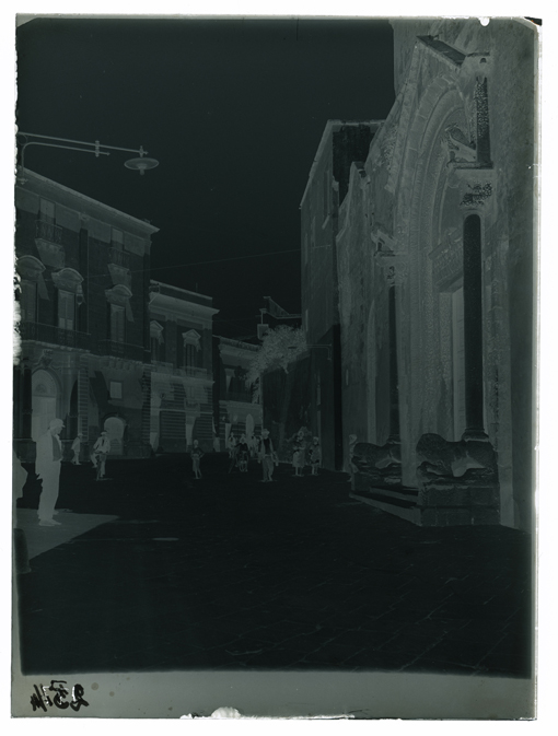 Galatina - Via Umberto I (negativo) di Palumbo, Giuseppe (XX)