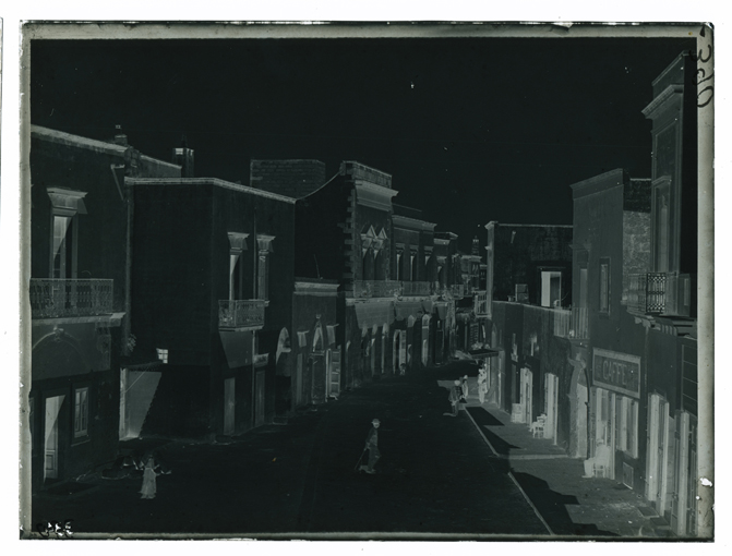 Calimera - veduta di via Montinari (negativo) di Palumbo, Giuseppe (XX)