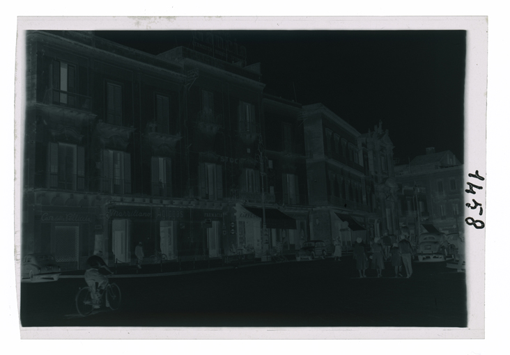 Lecce - Piazza Sant'Oronzo e chiesa di Santa Maria delle Grazie (negativo) di Palumbo, Giuseppe (XX)