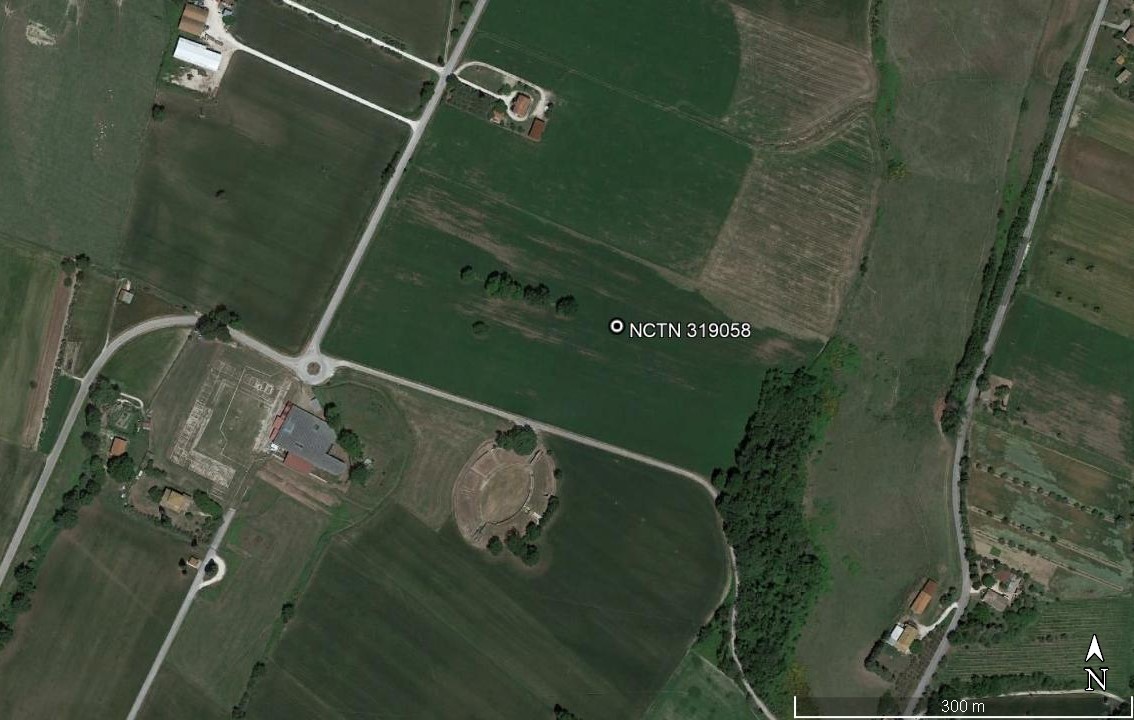 area di materiale mobile, area di frammenti fittili e materiali da costruzione - Castelleone di Suasa (AN)  (PERIODIZZAZIONI/ STORIA/ Età antica/ Età romana/ Età romana imperiale)