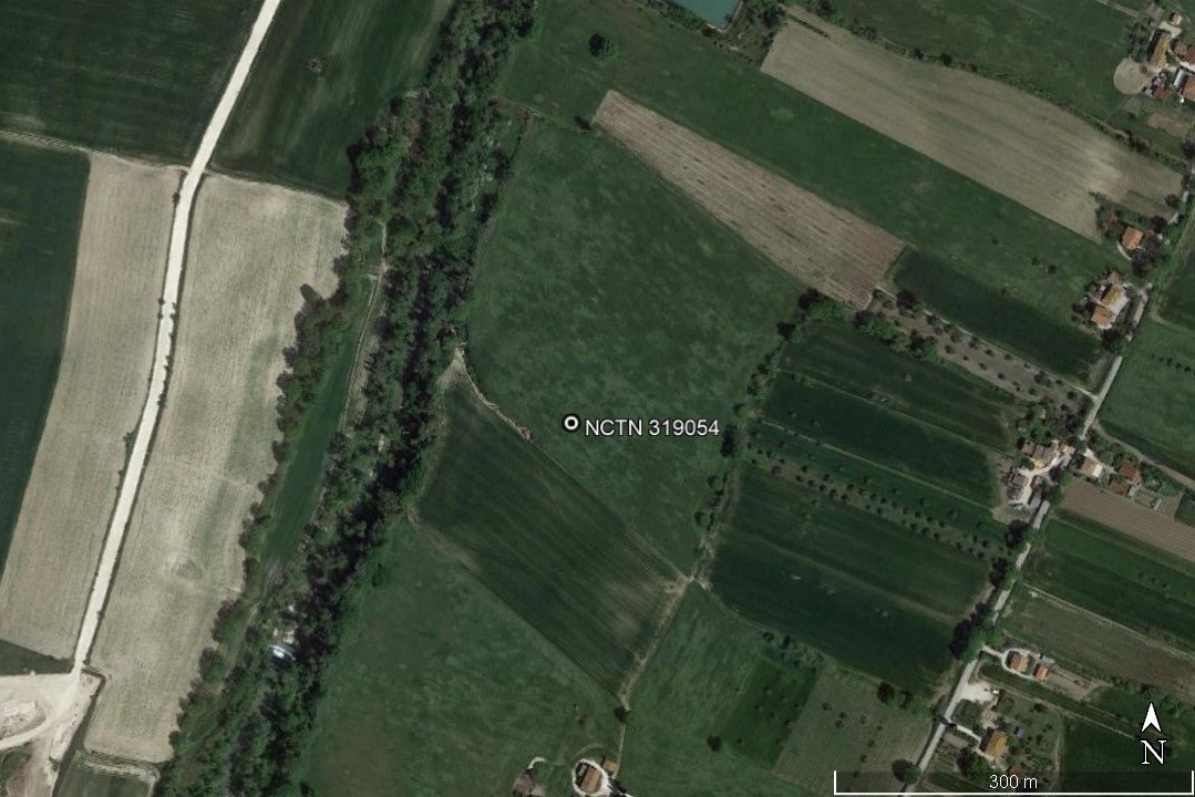 area di materiale mobile, area di frammenti fittili e materiali da costruzione - Castelleone di Suasa (AN)  (PERIODIZZAZIONI/ STORIA/ Età antica/ Età romana/ Età romana imperiale)