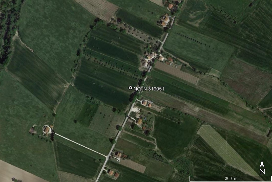 luogo con ritrovamento sporadico, rilievo architettonico, elemento architettonico - Castelleone di Suasa (AN)  (PERIODIZZAZIONI/ STORIA/ Età antica/ Età romana/ Età romana imperiale)