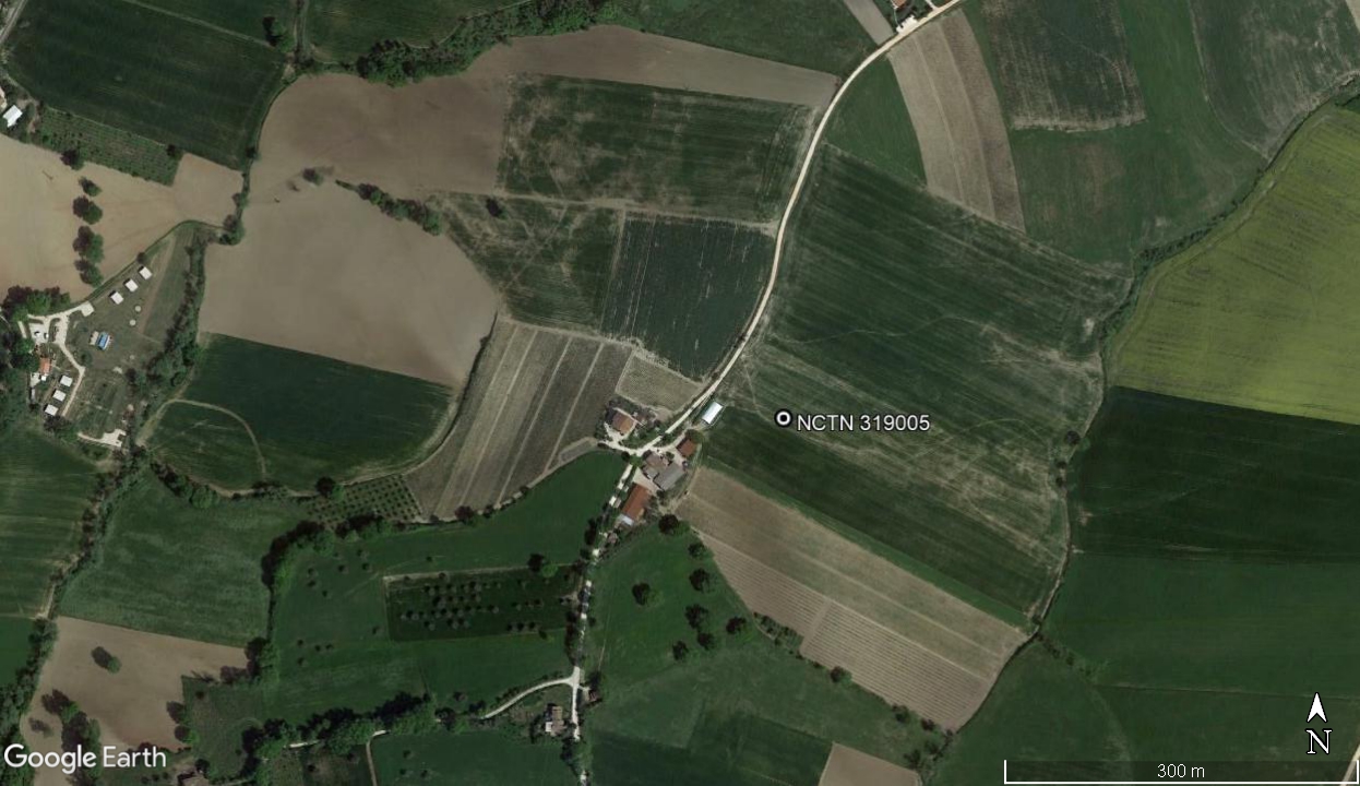 area di materiale mobile, area di frammenti fittili - Castelleone di Suasa (AN)  (PERIODIZZAZIONI/ ARCHI DI PERIODI/ Età del Bronzo-Età romana imperiale)