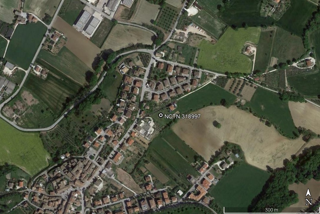 area di materiale mobile, area di frammenti fittili - Castelleone di Suasa (AN)  (PERIODIZZAZIONI/ ARCHI DI PERIODI/ Età romana repubblicana-Età rinascimentale)