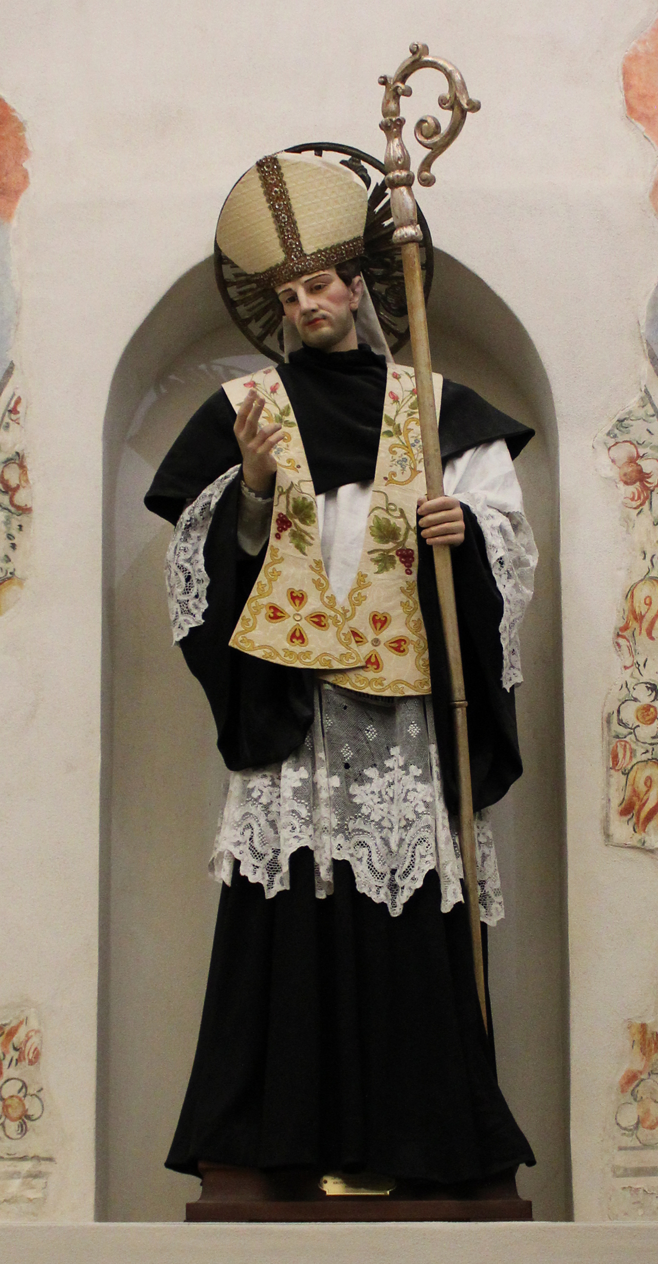 San Tommaso da Villanova (statua) di Lonis Giuseppe Antonio (bottega) (XVIII)