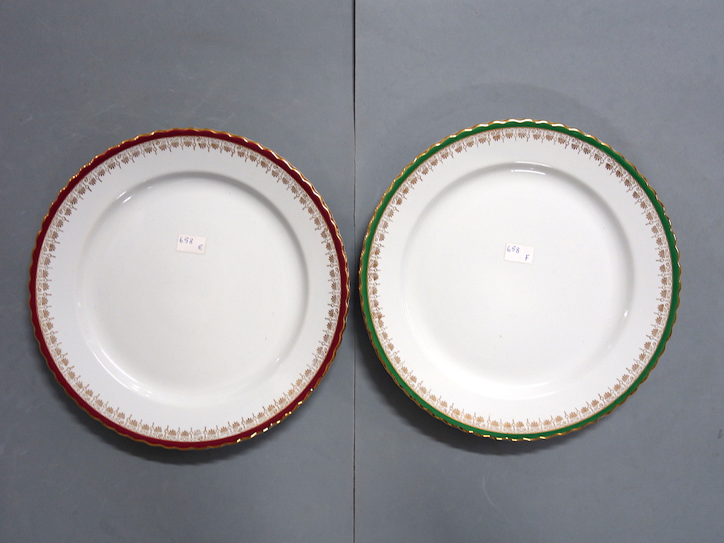 piatto da portata, coppia - ambito friulano (terzo quarto sec. XX)