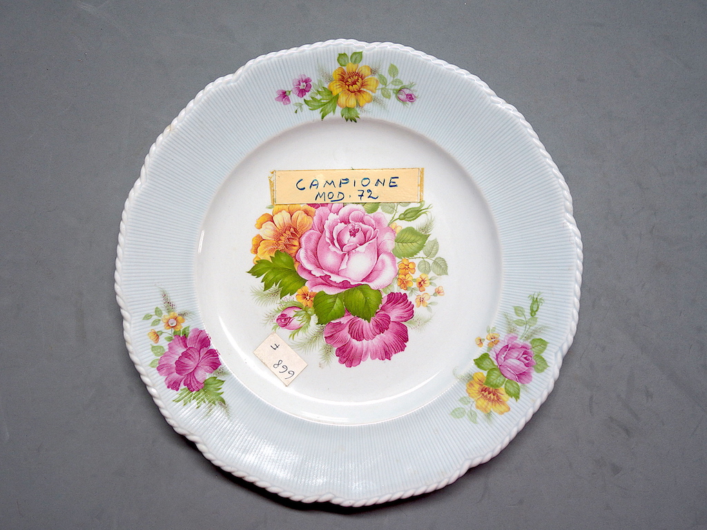 piatto piano, opera isolata - ambito friulano (terzo quarto sec. XX)