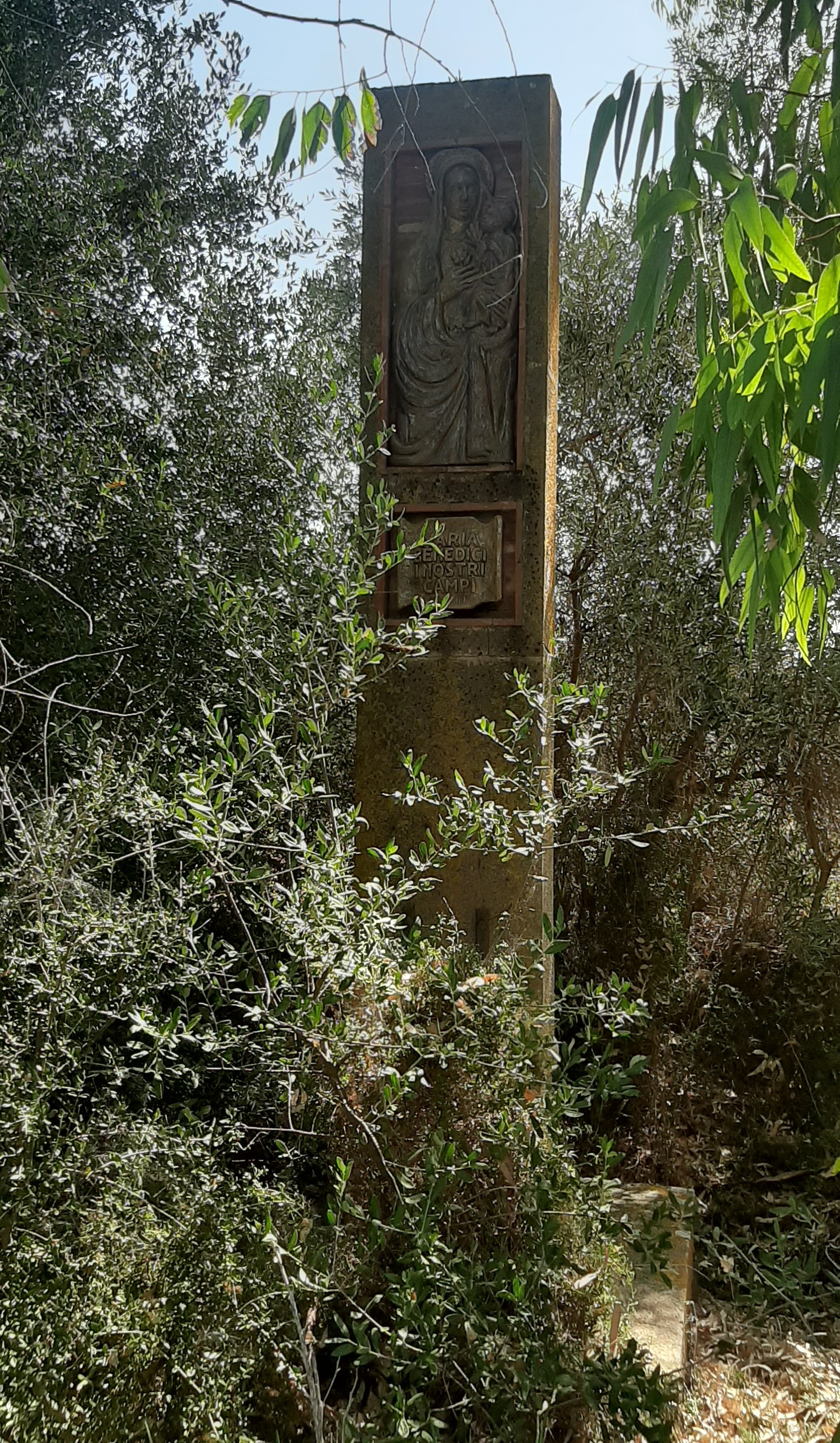 stele di Eugenio Tavolara (attribuito) (seconda metà XX)