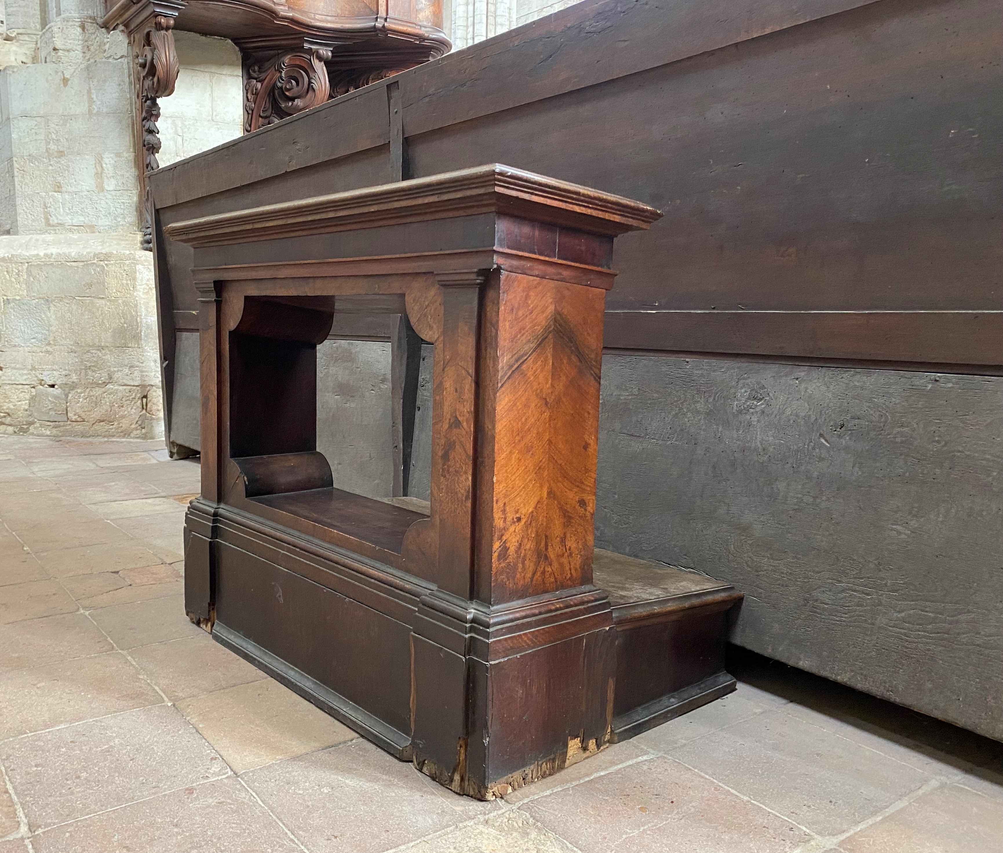 inginocchiatoio, opera isolata - bottega umbra (sec. XIX)