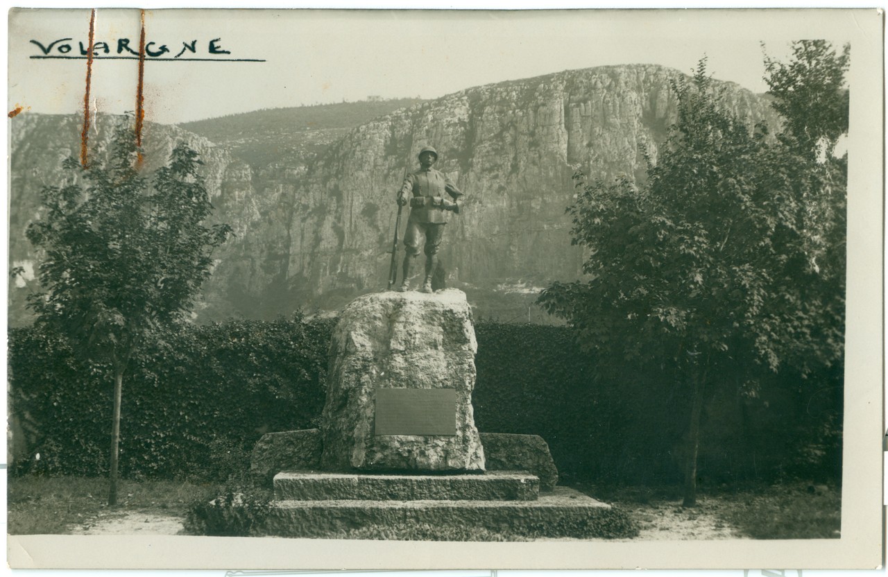 Scultura - Monumenti commemorativi - Monumenti ai caduti - Guerra mondiale 1914-1918 (positivo) di Anonimo (XX)