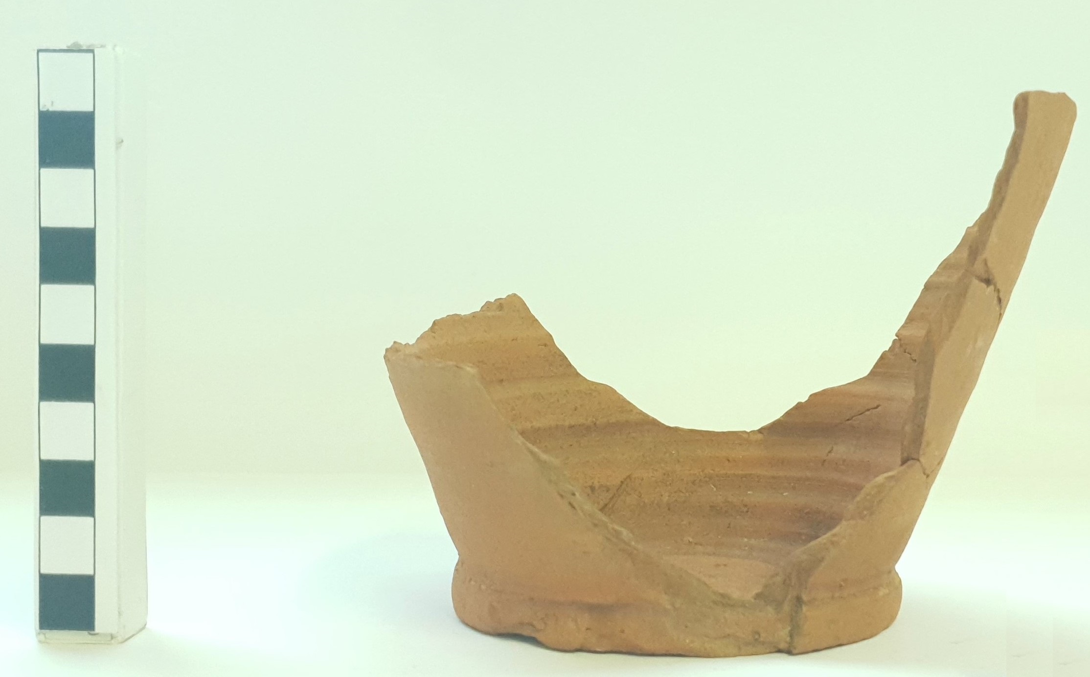 olpe, frammento di olpe/olla - Ambito romano tardo-imperiale (SECOLI/ IV)