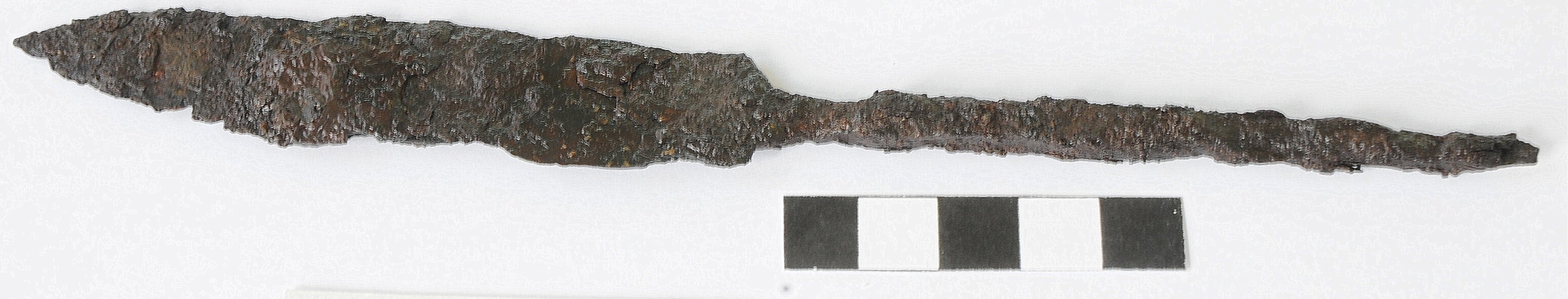 coltello - Ambito romano imperiale (PERIODIZZAZIONI/ STORIA/ Età antica/ Età romana/ Età romana imperiale)
