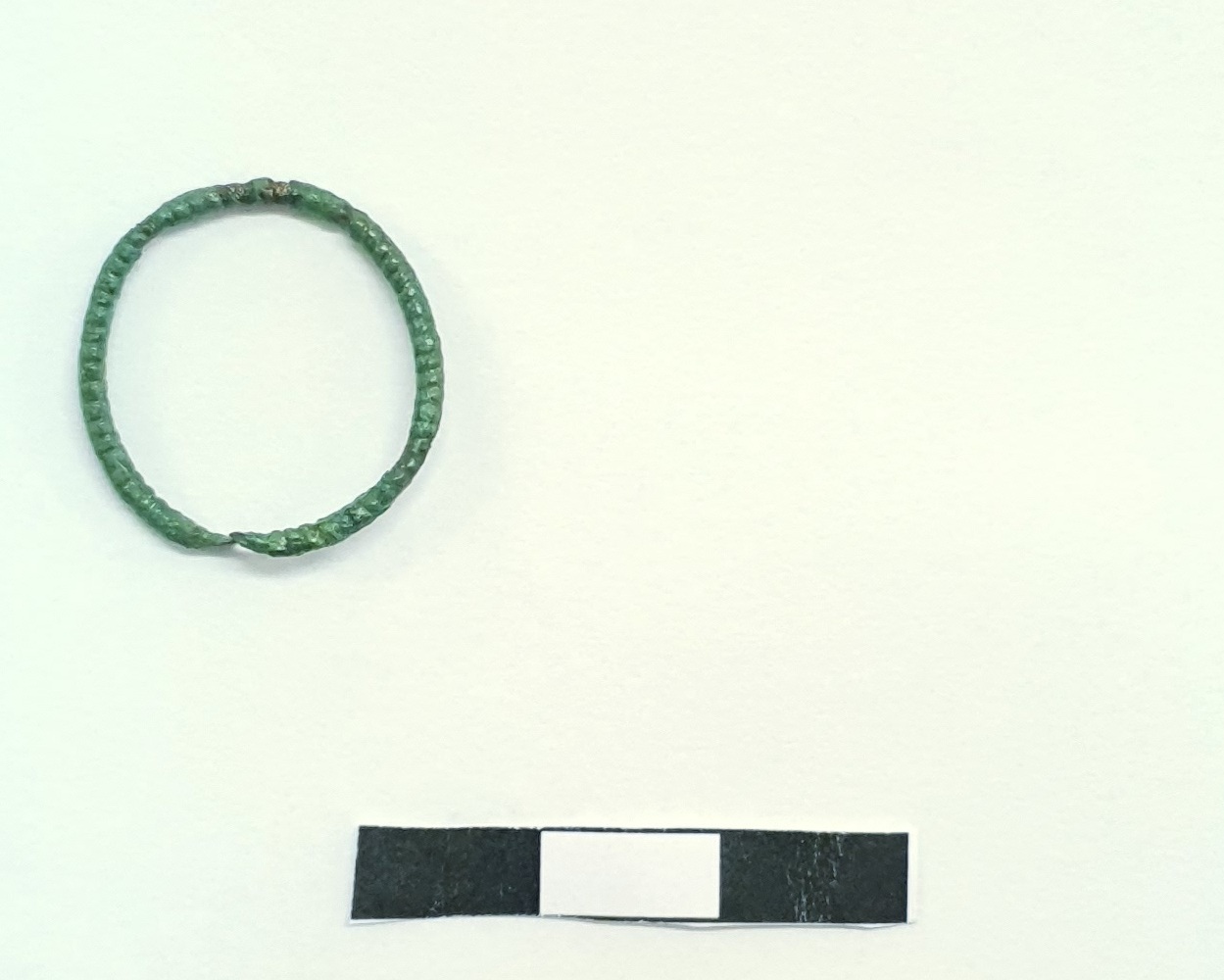 anello/ digitale, Riha 2,21 - Ambito romano imperiale (PERIODIZZAZIONI/ STORIA/ Età antica/ Età romana/ Età romana imperiale)