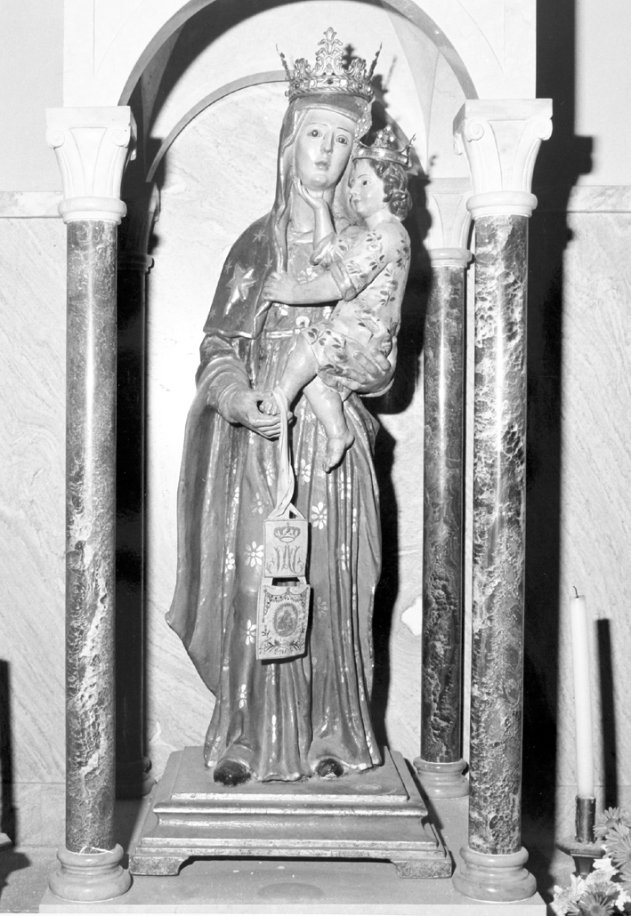 Madonna del carmine, madonna con bambino (scultura)