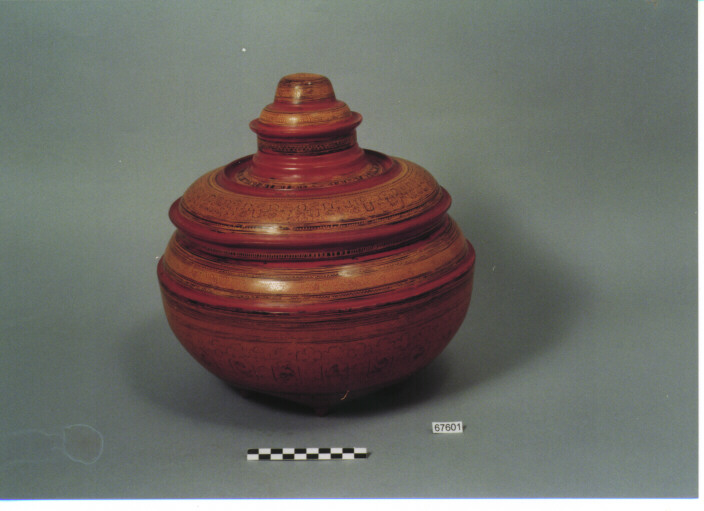 PORTAVIVANDE CON VASSOIO INTERNO E DOPPIO COPERCHIO