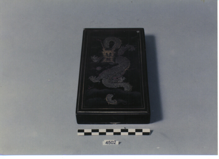 SCATOLA CON COPERCHIO