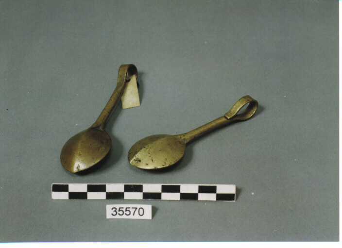 ORECCHINO (SEC. XIX)