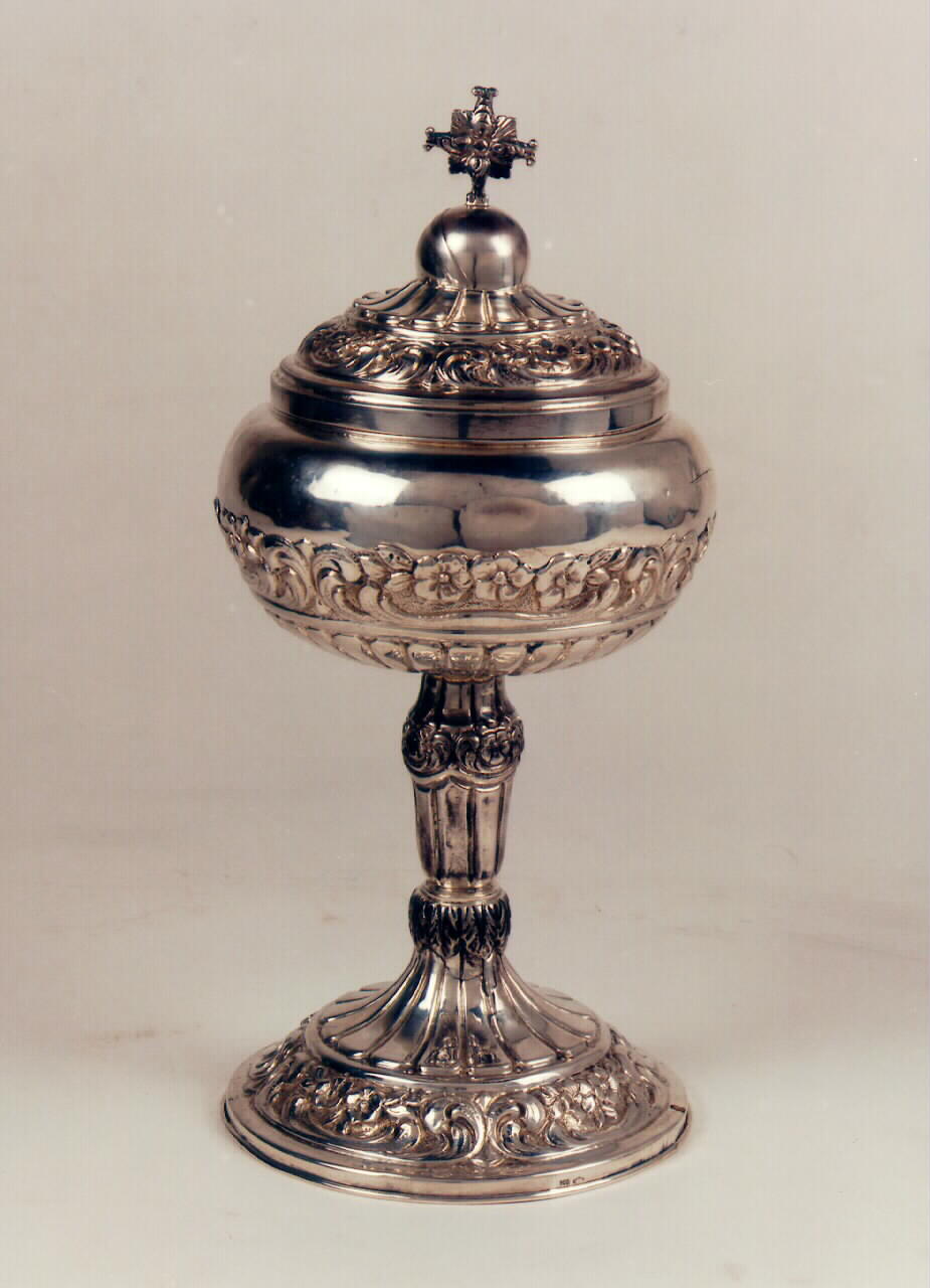 pisside - bottega siciliana (Fine/inizio secc. XIX/ XX)