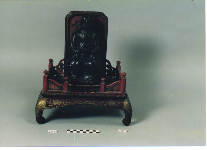 STATUA CON BASE E TRONO