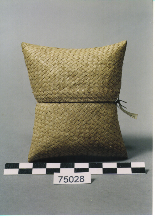 SACCHETTO PER TABACCO CON COPERCHIO - SAKAI