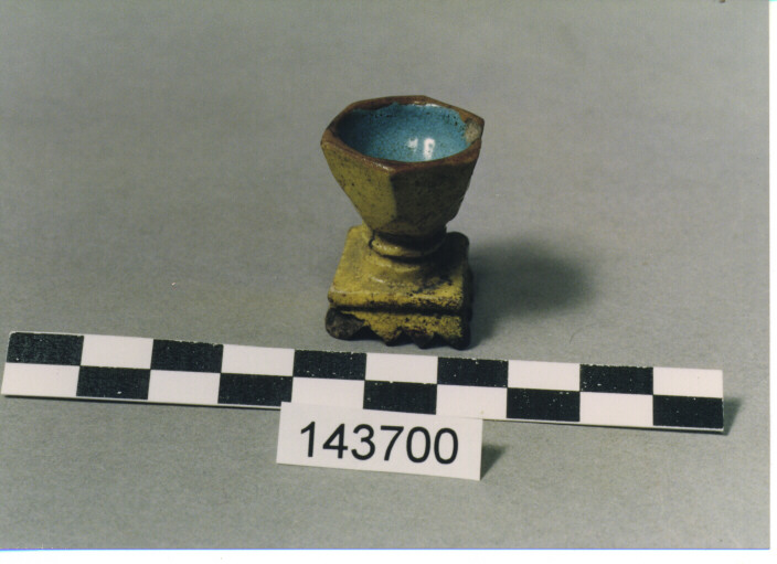 COPPETTA SU ALTO PIEDE