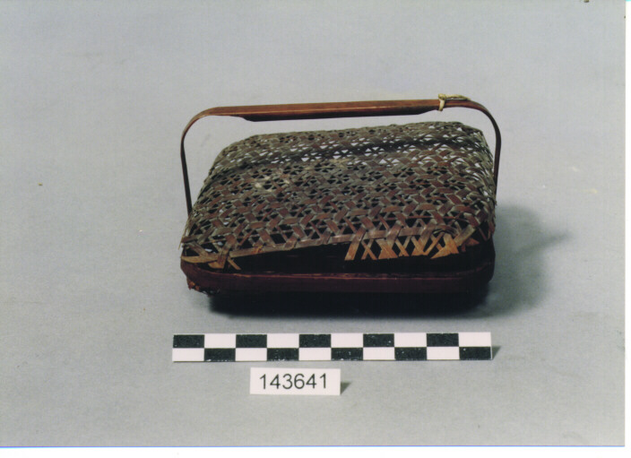 CESTINO CON COPERCHIO