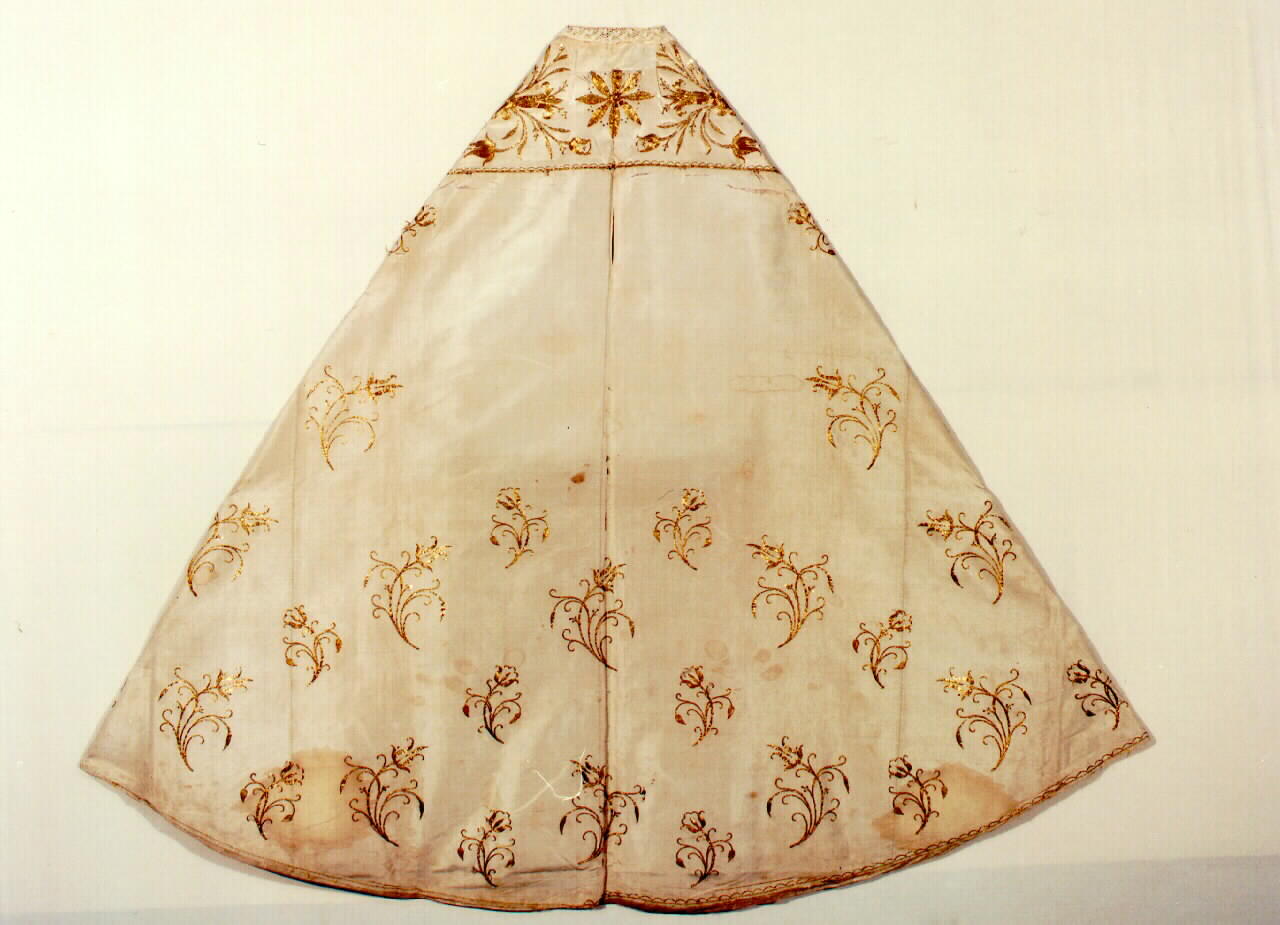 piviale - manifattura siciliana (Fine/inizio secc. XVIII/ XIX)