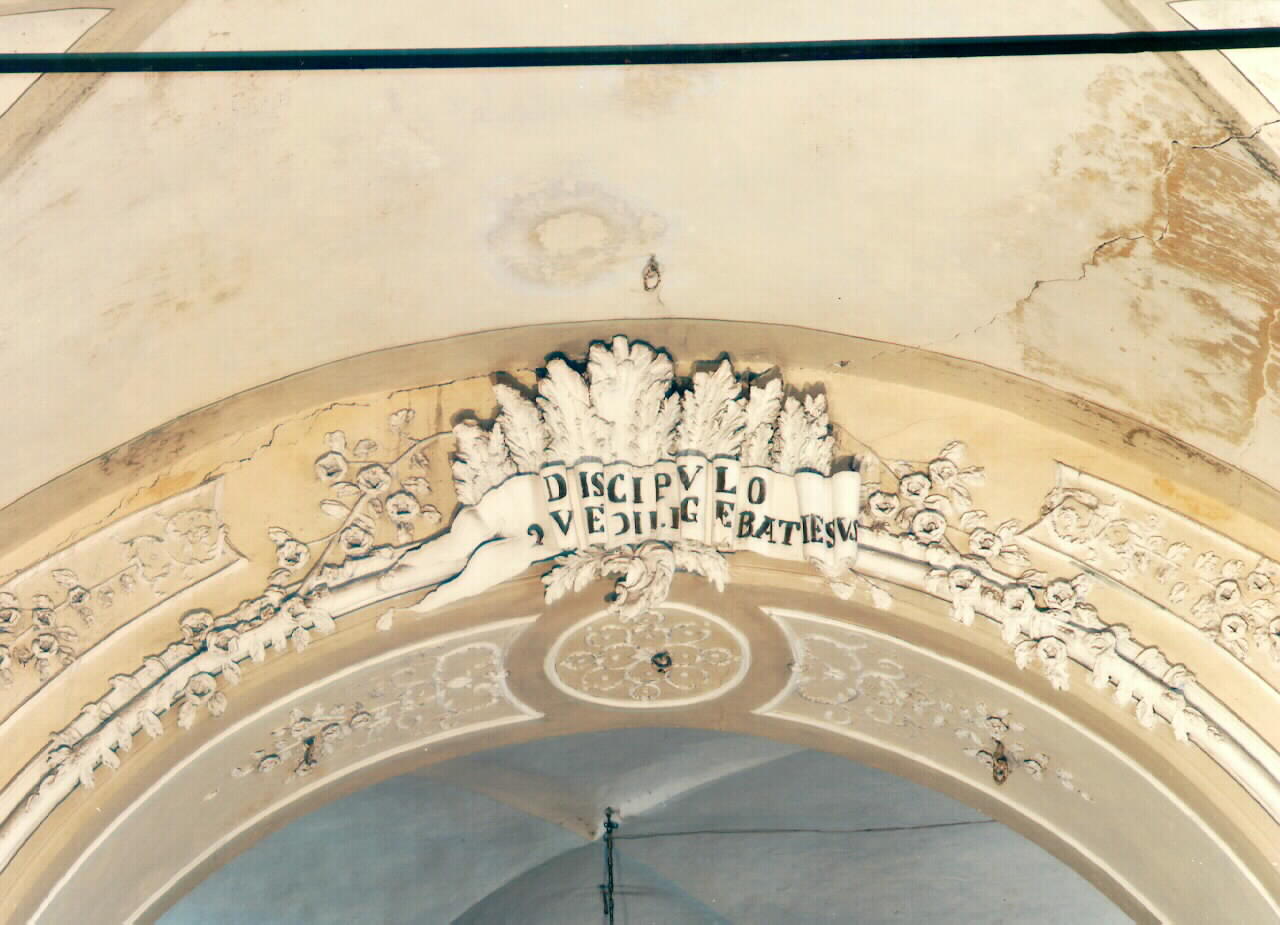 cartiglio con motivi decorativi fitomorfi (rilievo) - ambito siciliano (Prima metà sec. XIX)