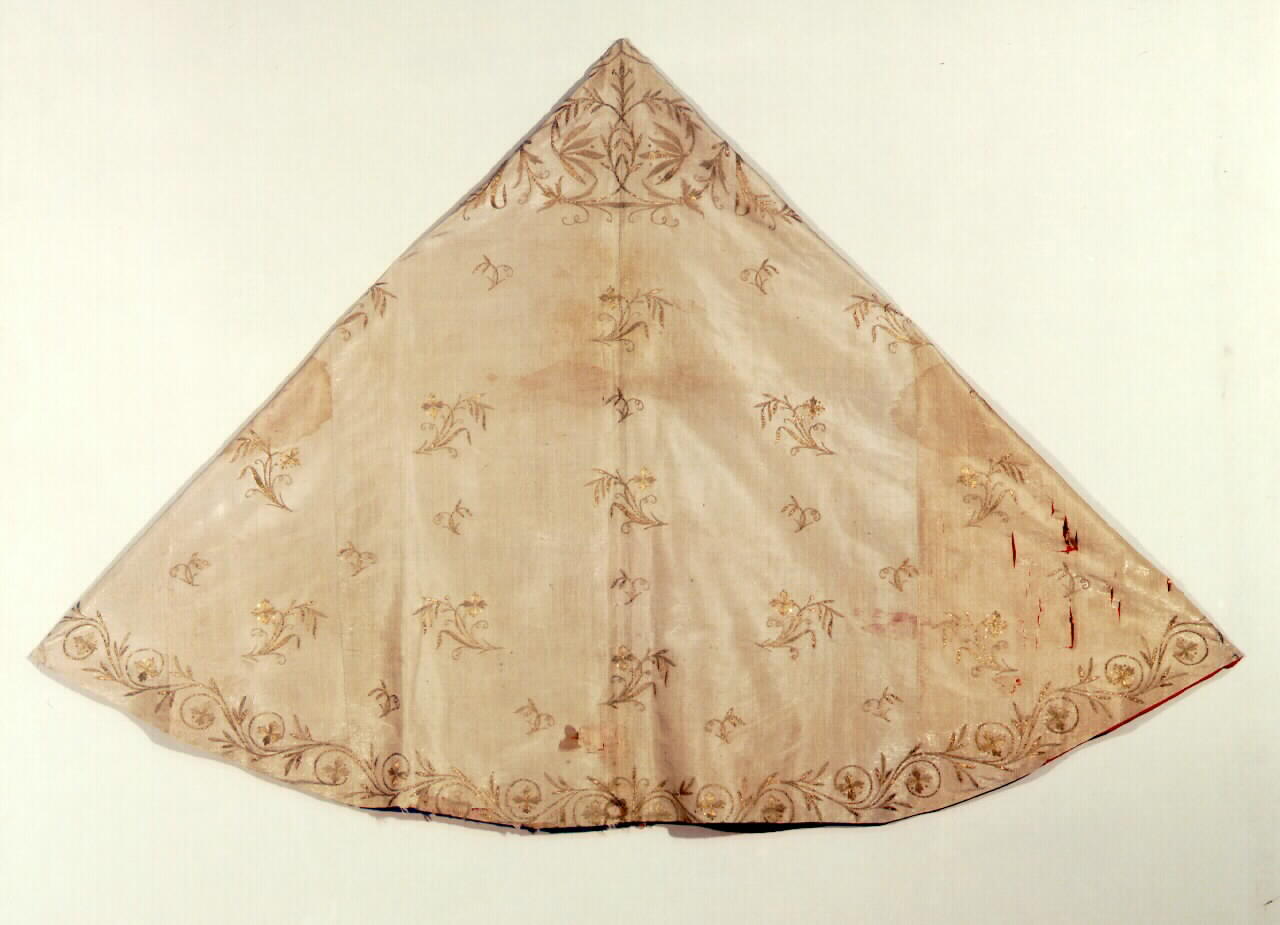 piviale - manifattura siciliana (Prima metà sec. XIX)