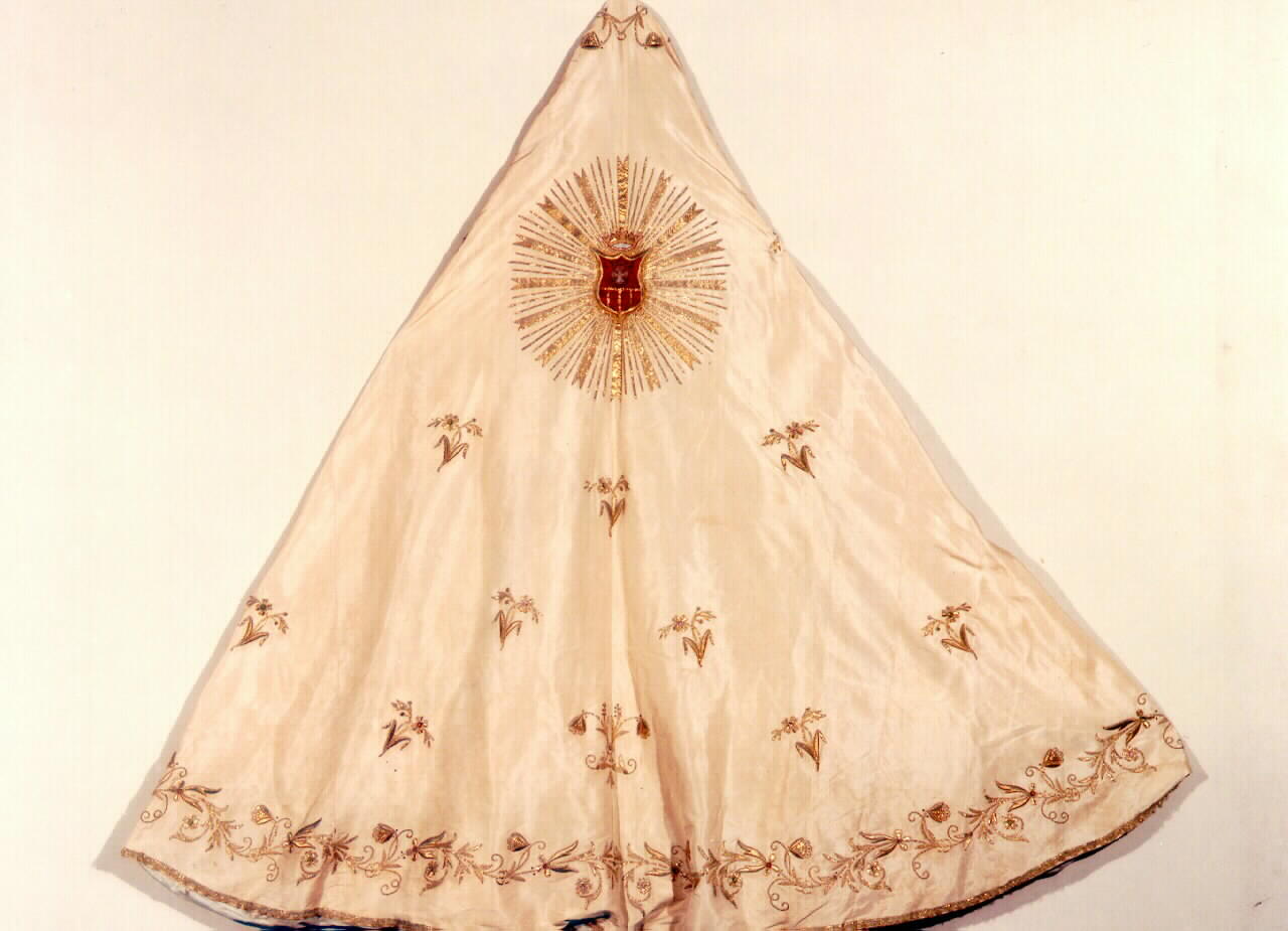 piviale - manifattura siciliana (Prima metà sec. XIX)