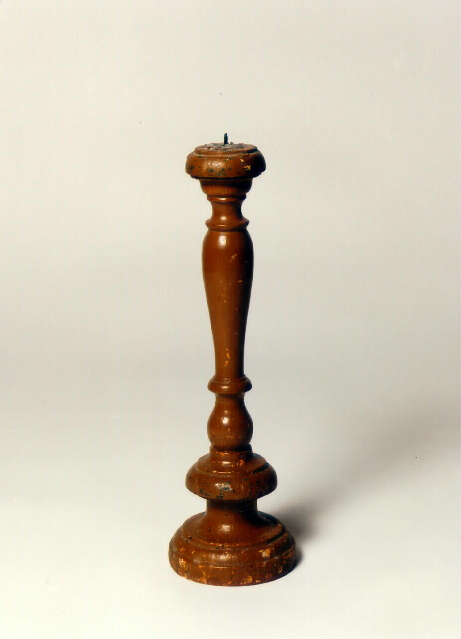 candeliere d'altare, serie - produzione siciliana (primo quarto sec. XX)